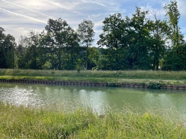 Gite Calme Au Bord De L'Ouche. Fleurey-sur-Ouche Exterior foto